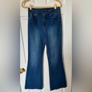 Med Blue boot cut jean 28” inseam (B4)